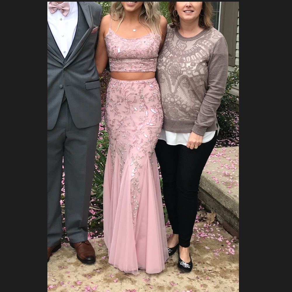 Sherri Hill Prom dress 52808 (pink)⭐️ - Picture 5 of 6